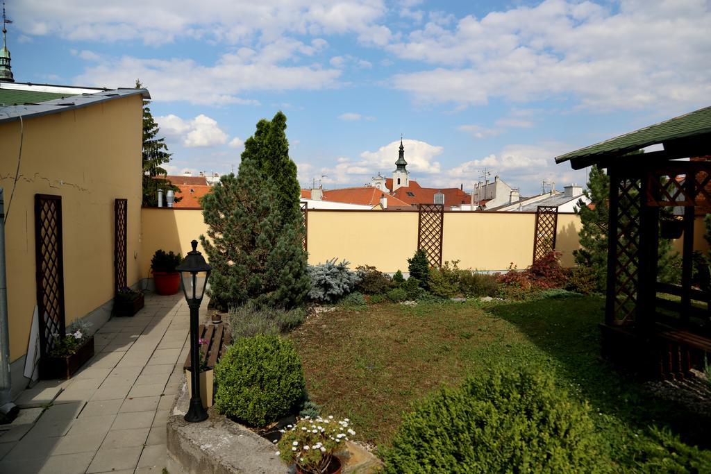 Apartments Kroměříž Exterior foto